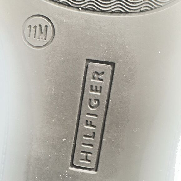 Tommy Hilfiger Women's Black Leather Ankle Gold Buckle Block Heel Booties Sz 11M - Picture 12 of 14